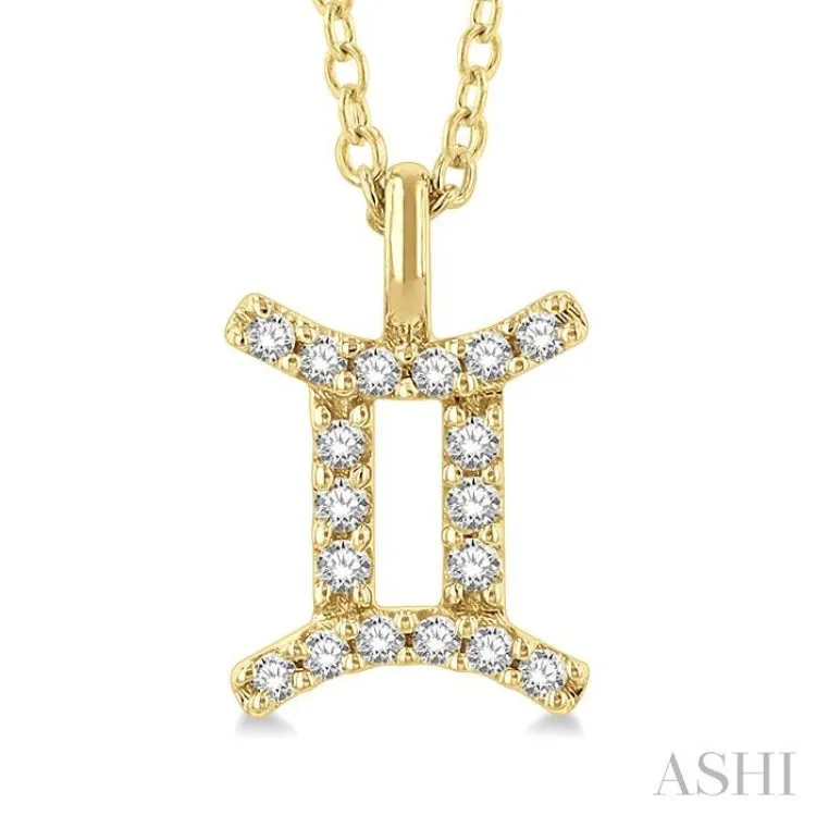 1/10 Ctw Gemini Round Cut Diamond Zodiac Pendant With Chain in 10K Yellow Gold