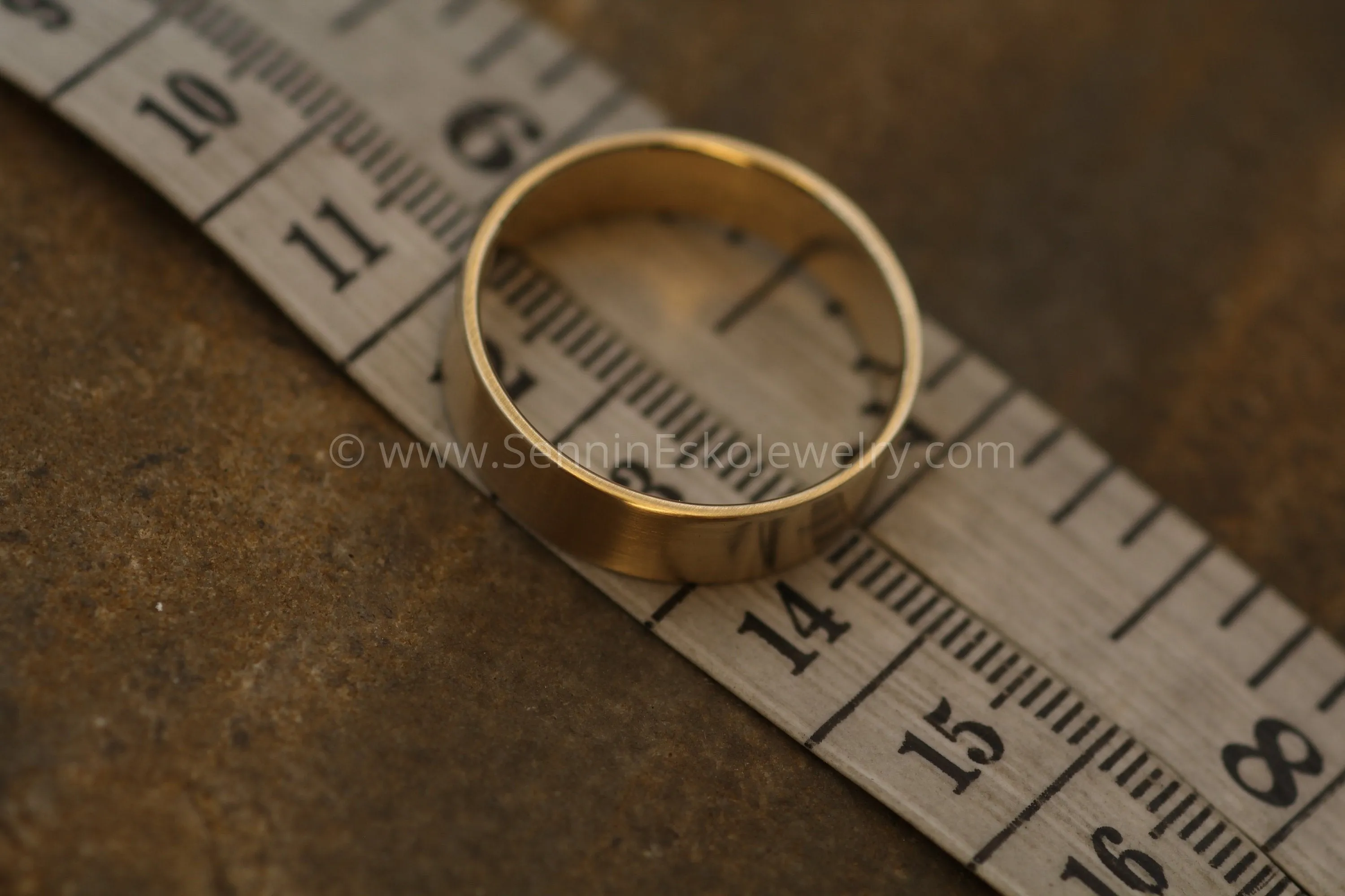 14kt Yellow 6x1mm Flat Band - Matte Finish