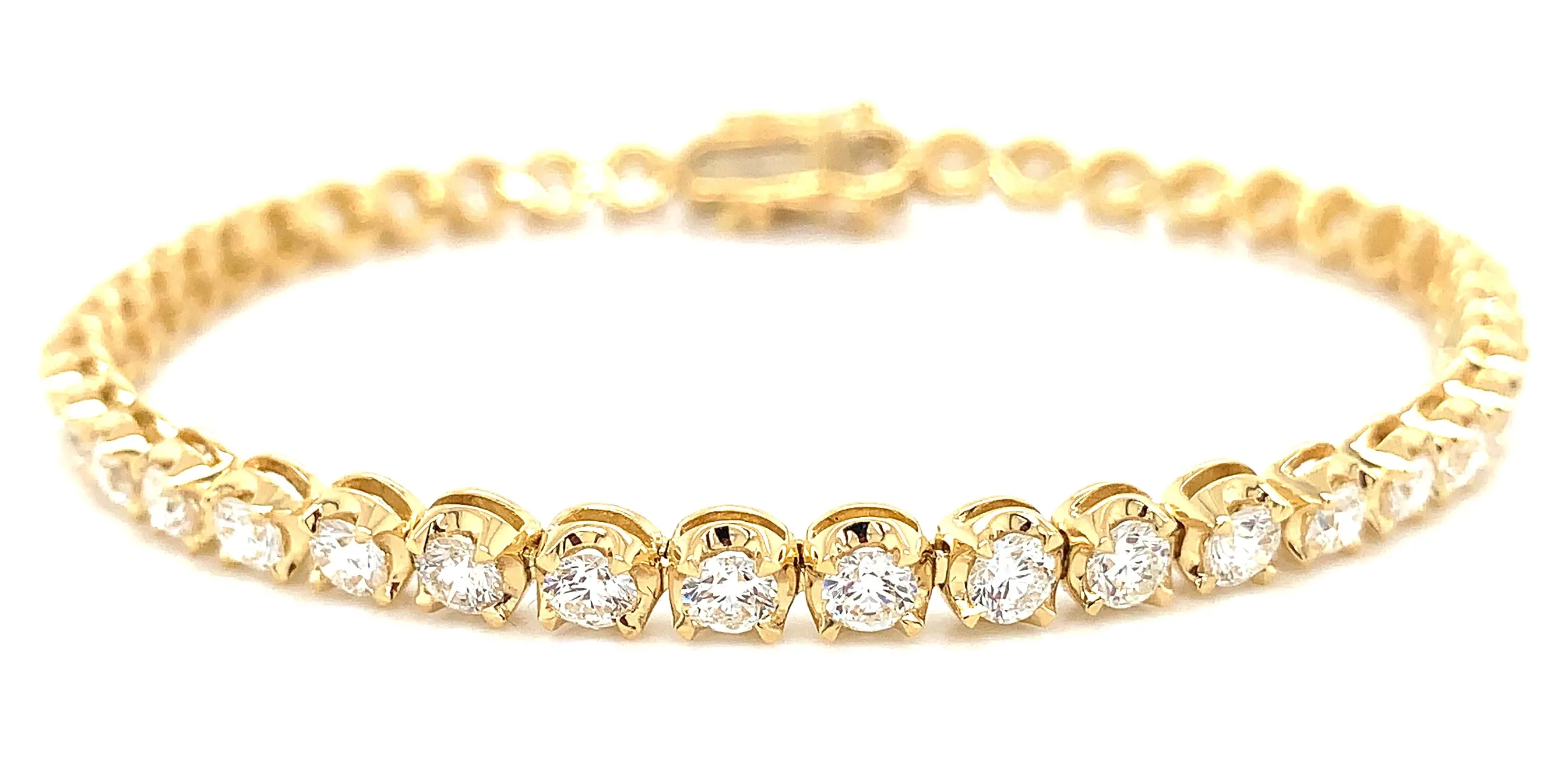 4.04ct t.w. Yellow Gold Diamond Tennis Bracelet