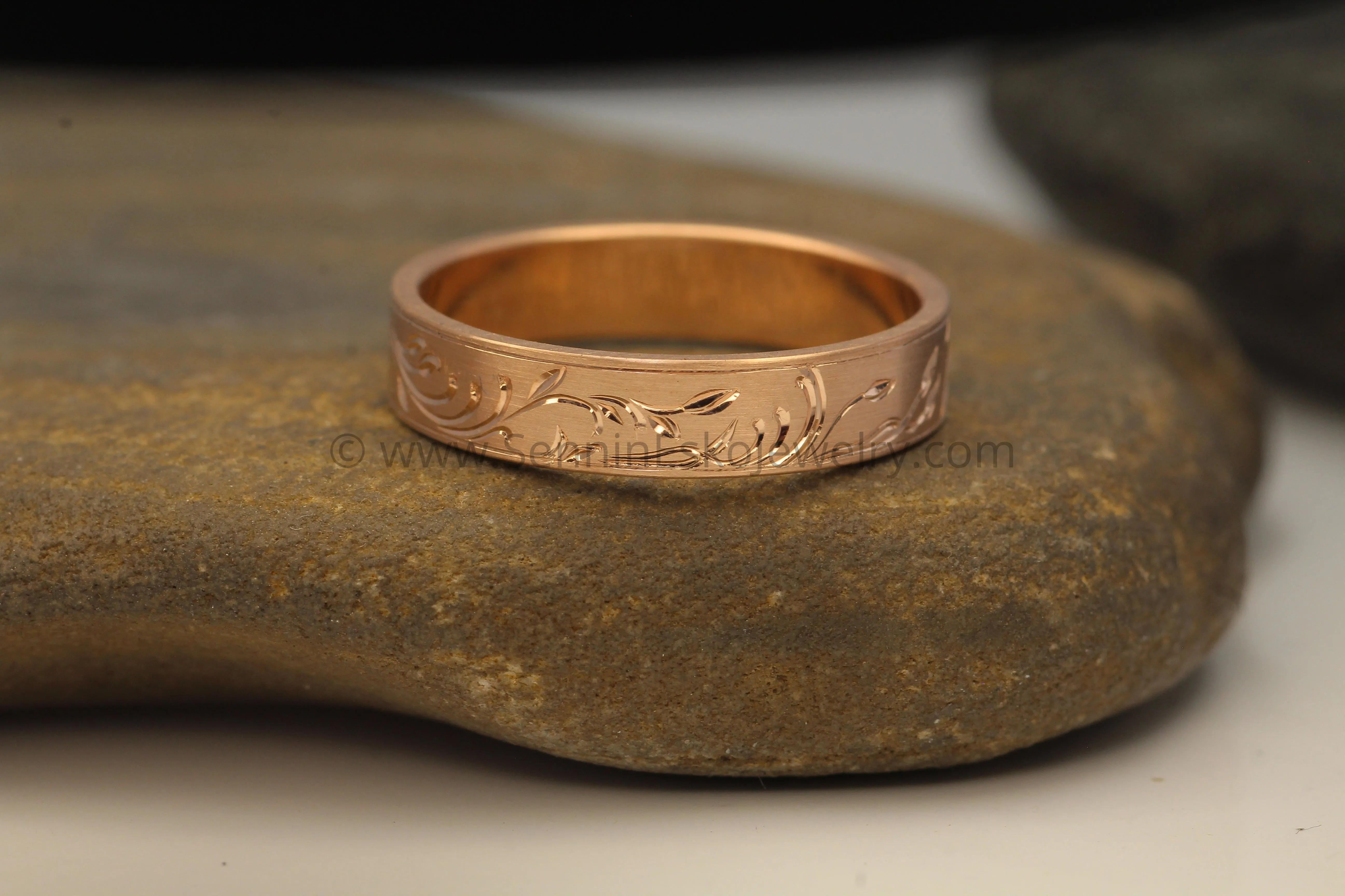 4x1mm Branches and Leaves Ring Variation 1 - 14kt Rose Gold Bright Cut Engraved Band