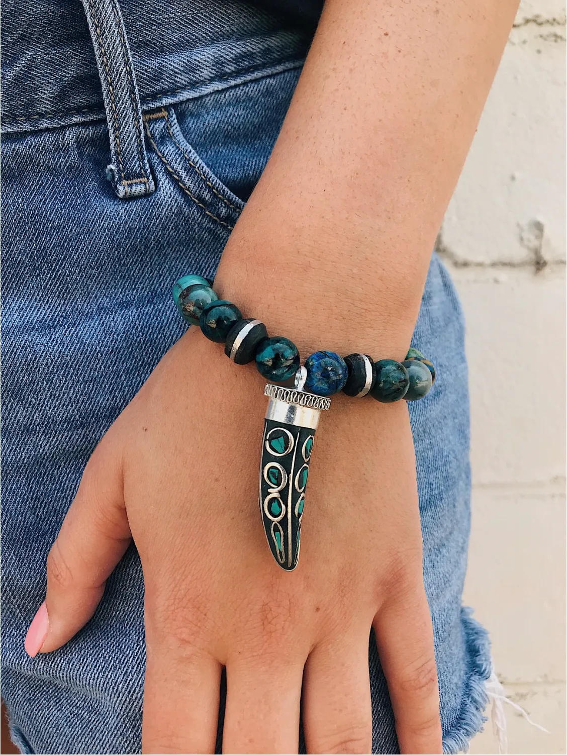 Apatite Bracelet // Gemstone Horn Charm