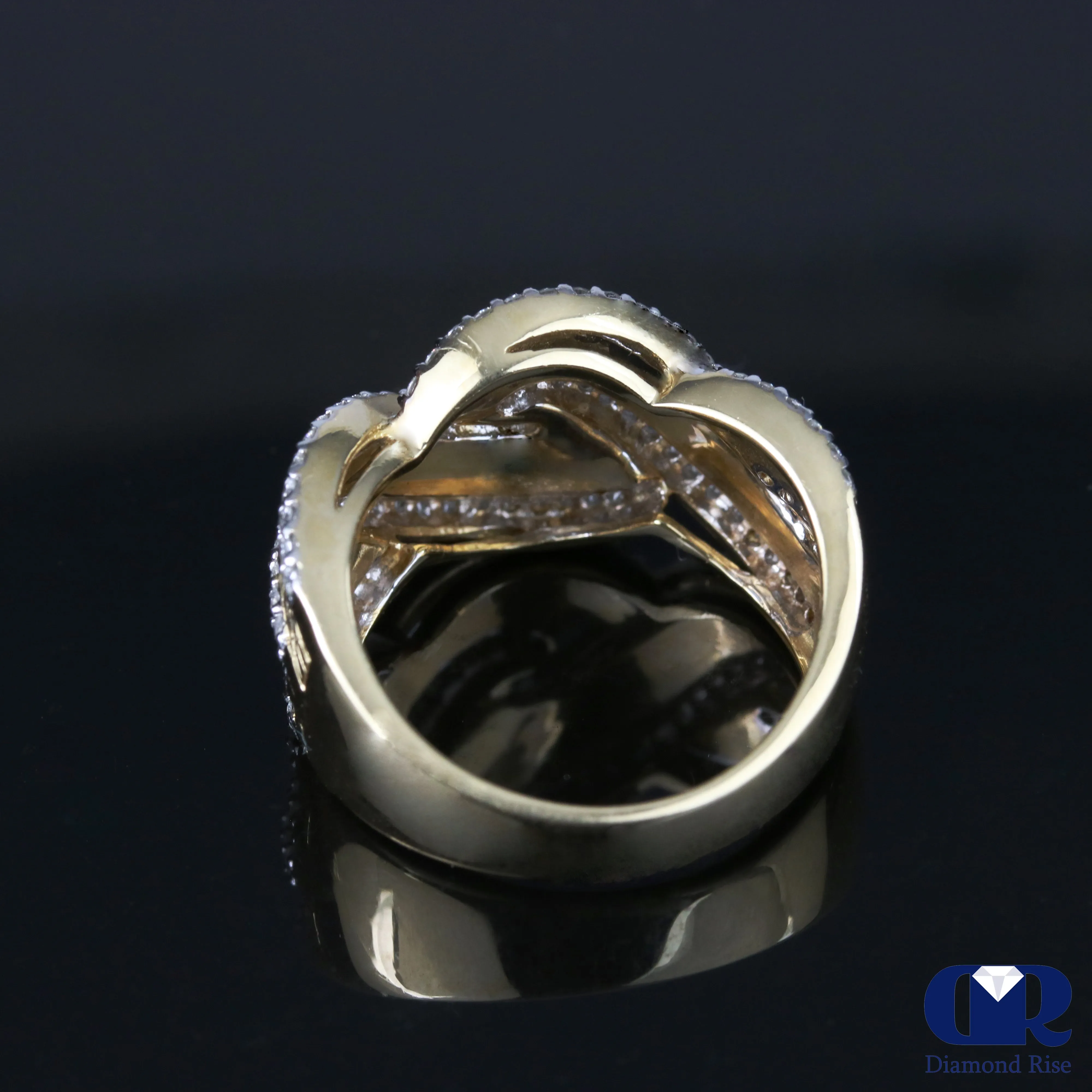 Diamond Hammer Wave Shaped Wedding Ring In 14K Gold