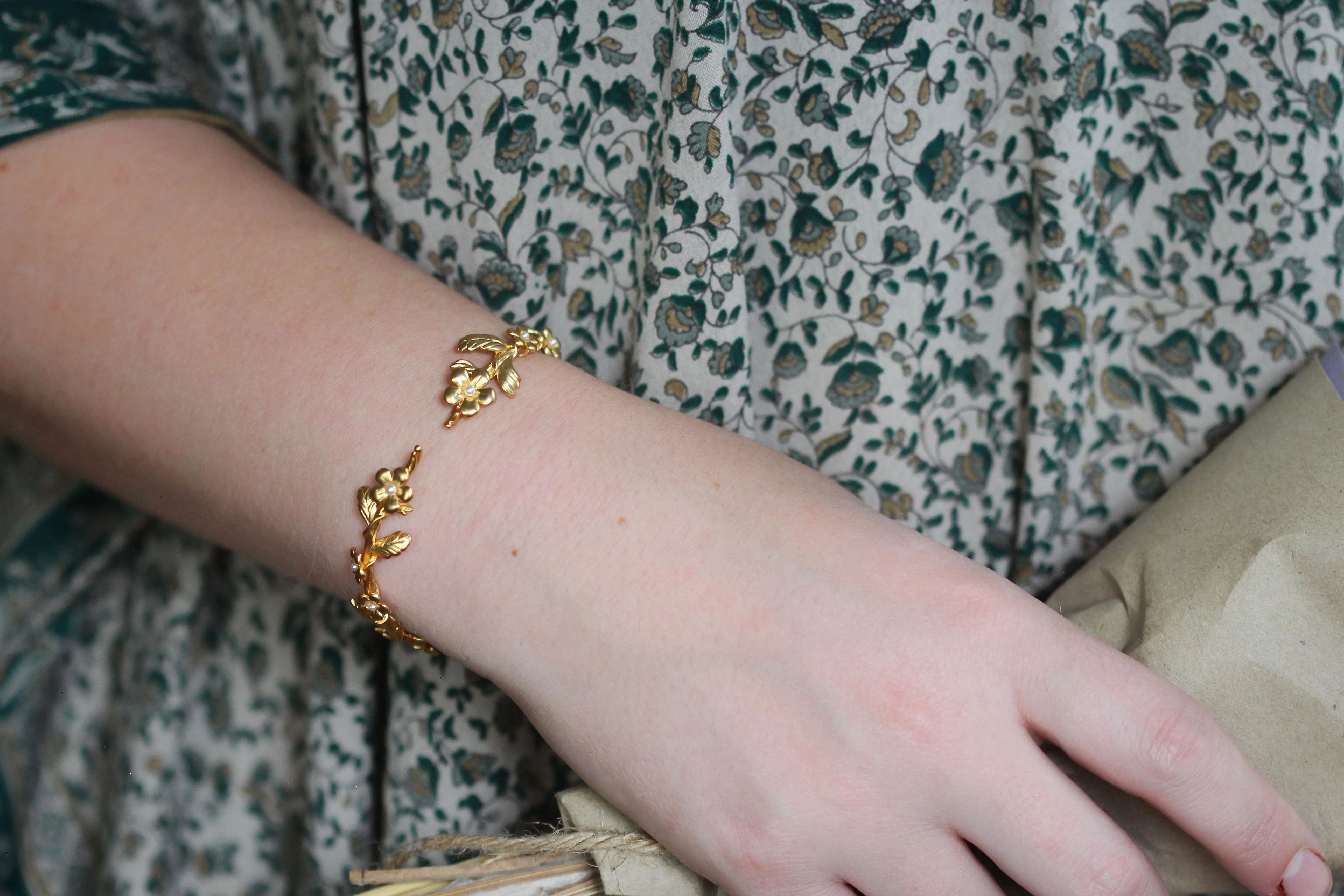 Forget-Me-Not Floral Bracelet