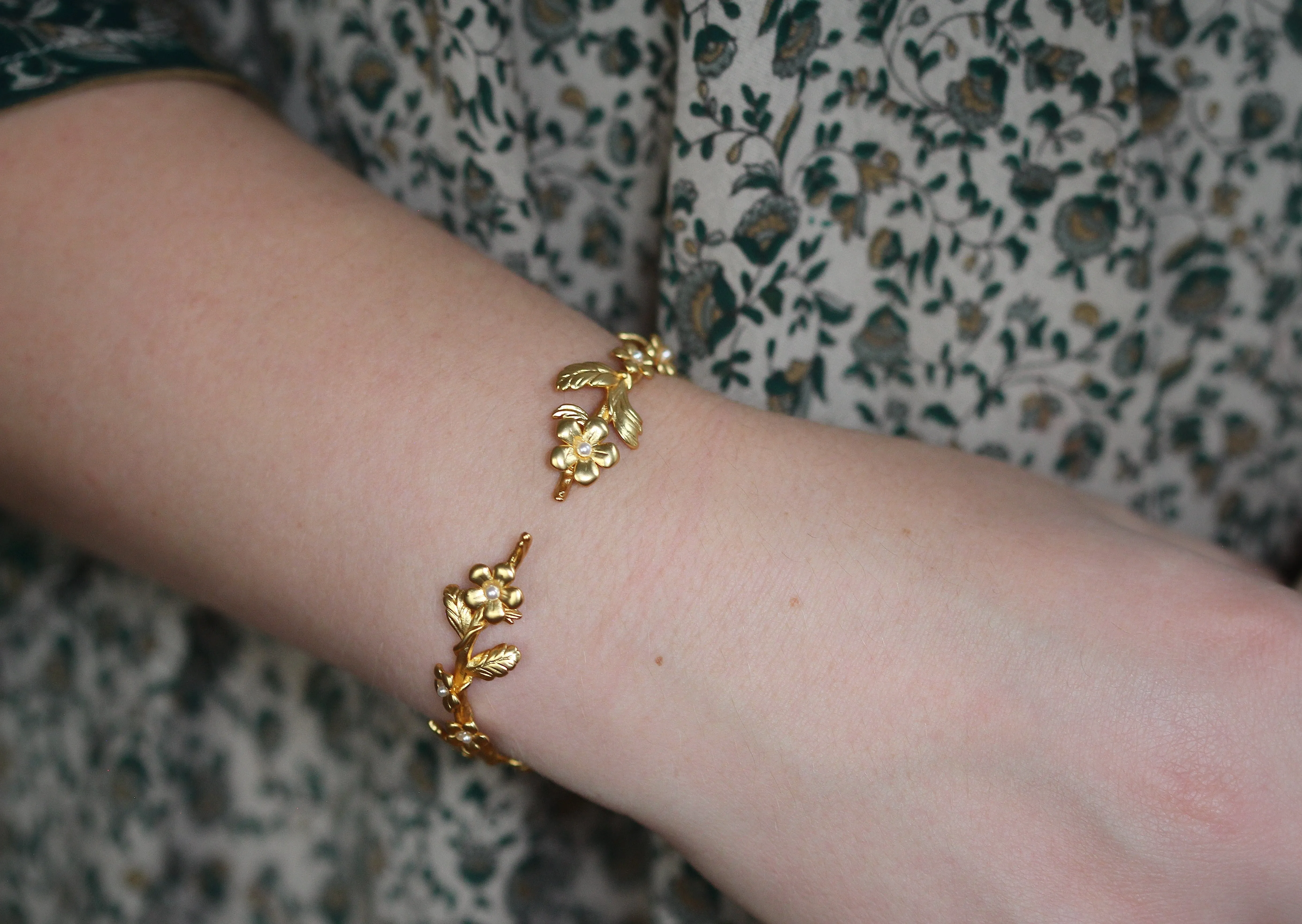 Forget-Me-Not Floral Bracelet