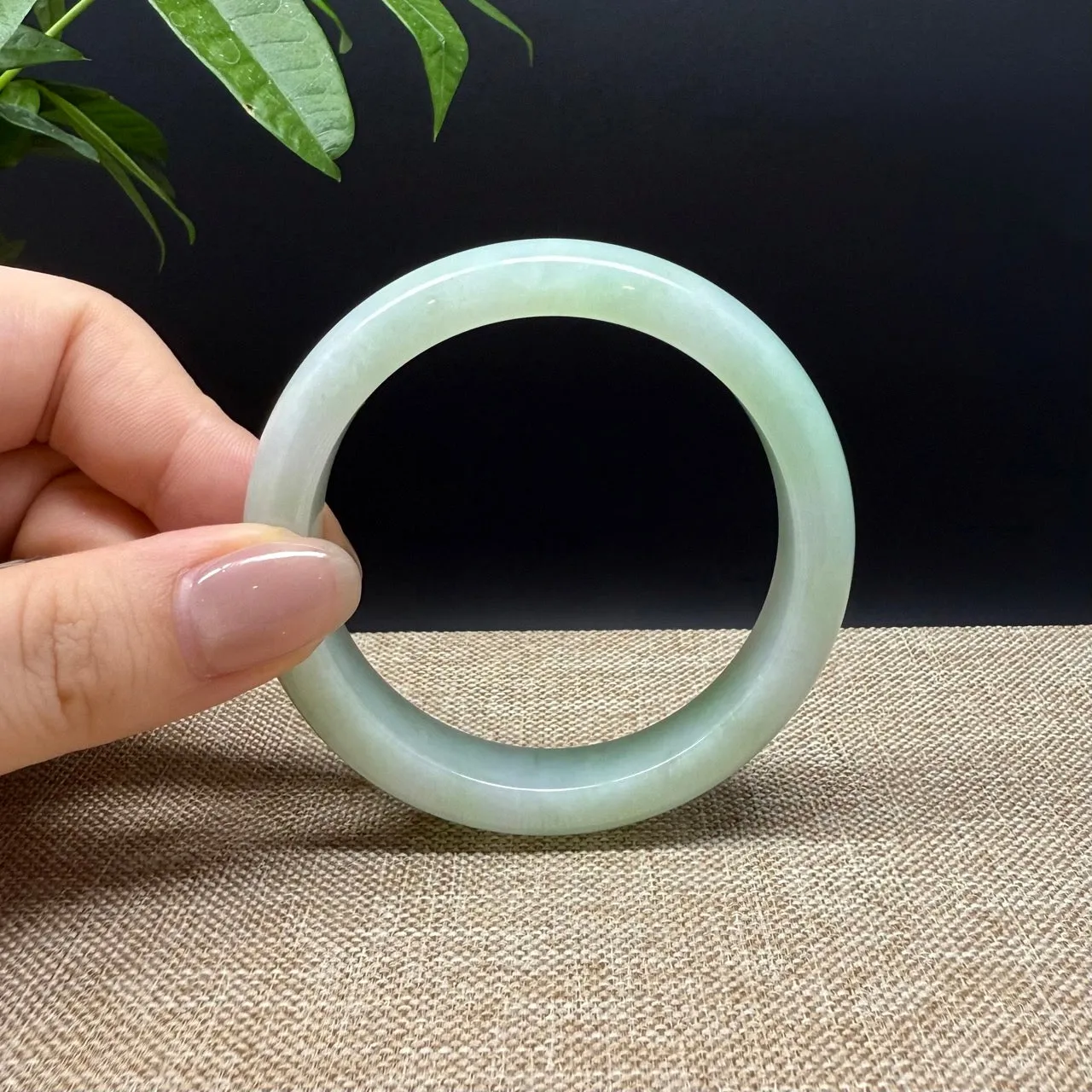 Genuine Burmese Green Jade Jadeite Bangle Bracelet ( 53.3mm )