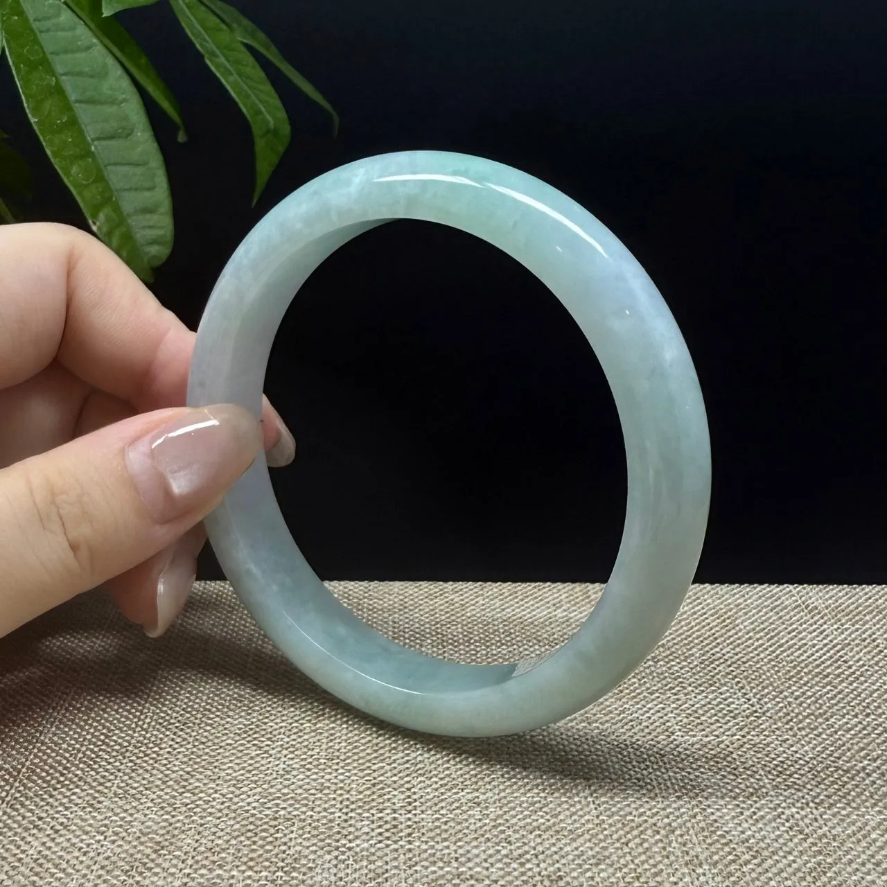 Genuine Burmese Green Jade Jadeite Bangle Bracelet ( 62.5mm )