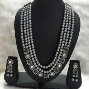 Grey Pearls Square Stone Ad Kundan Set