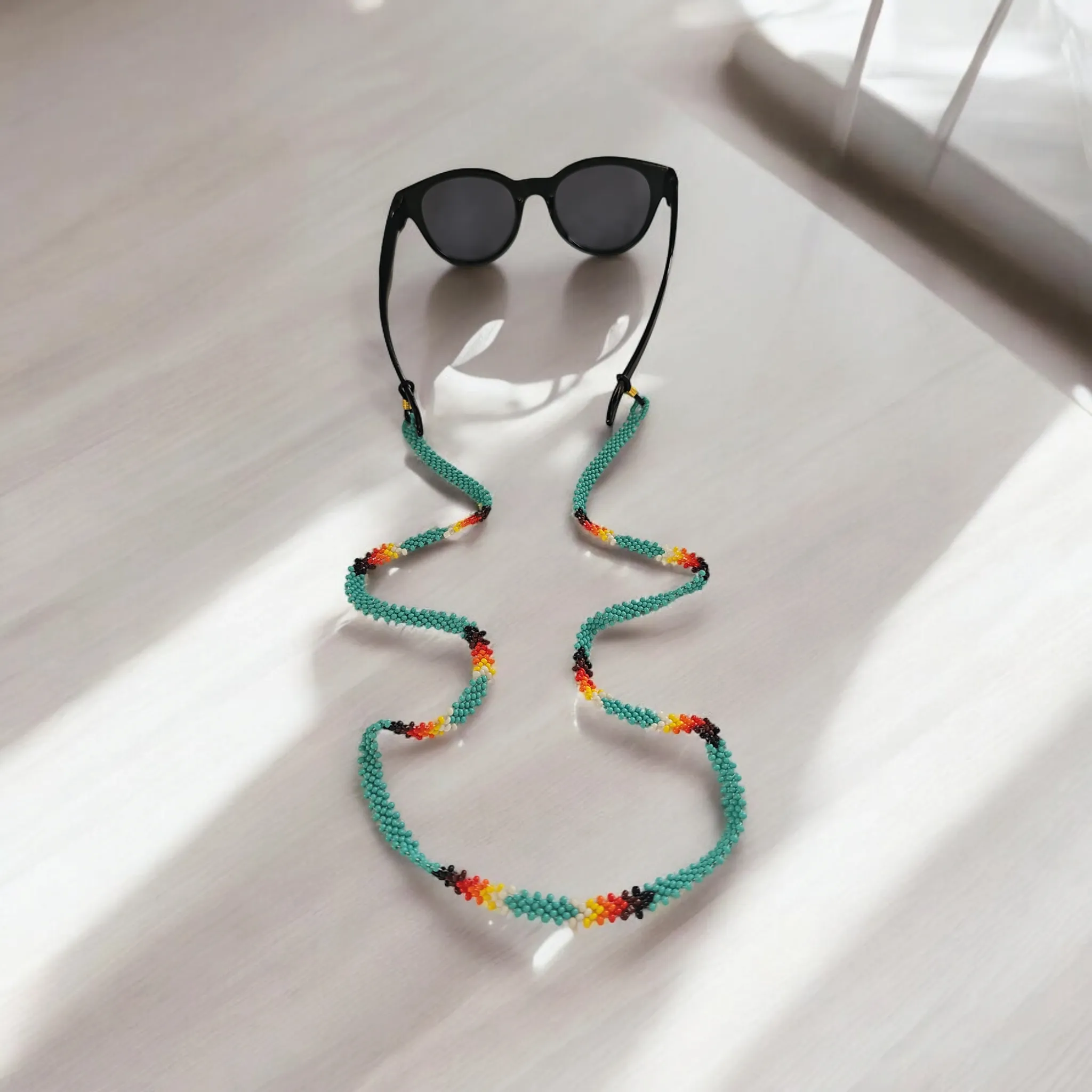 Handmade glasses  chain ( jade)