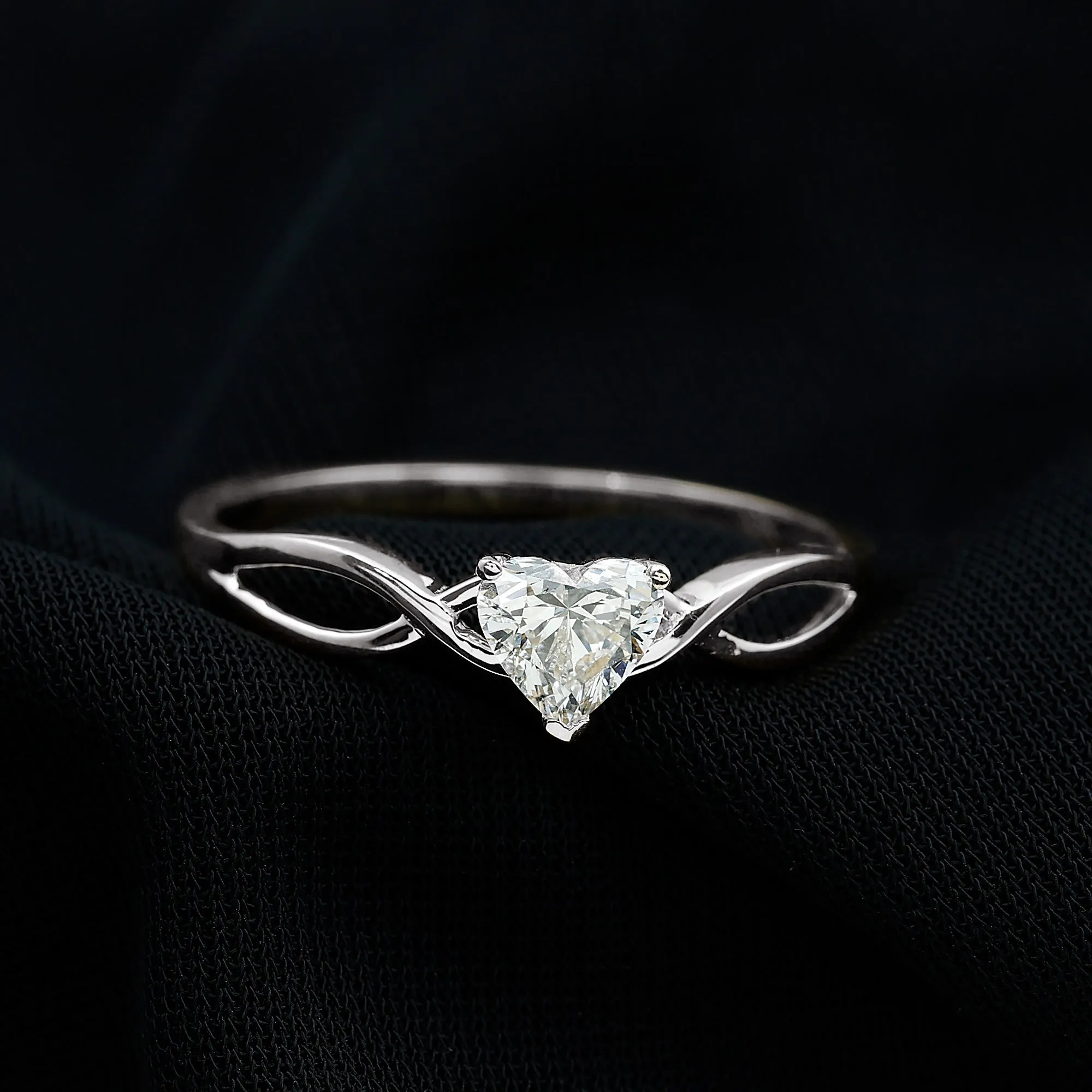 Heart Shape Lab Grown Diamond Solitaire Promise Ring in Crossover Shank