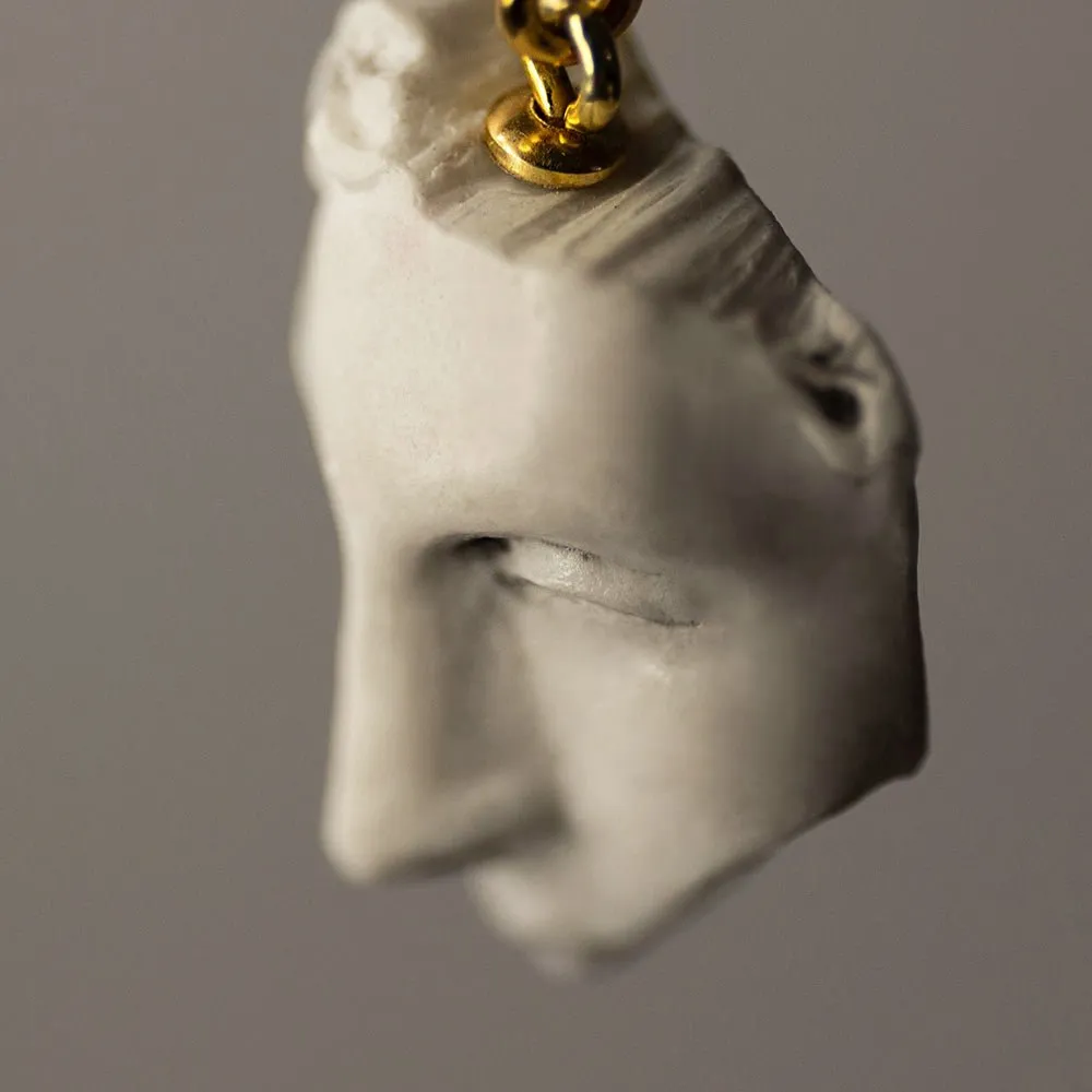 Helen pendant