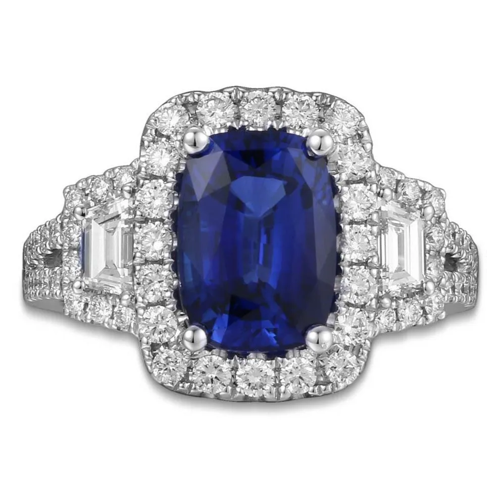 Ladies Statement 3.56ct Oval Cut Blue Sapphire & Diamond Ring