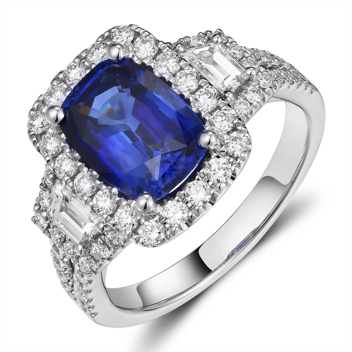 Ladies Statement 3.56ct Oval Cut Blue Sapphire & Diamond Ring