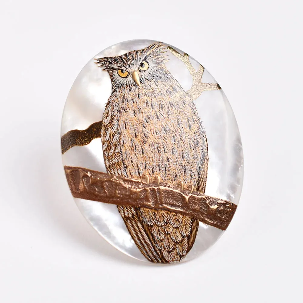 Maki-e Urushi Lacquer Brooch - White South Sea Pearl Shell / Owl -, Traditional Japanese Urushi Lacquer Jewelry