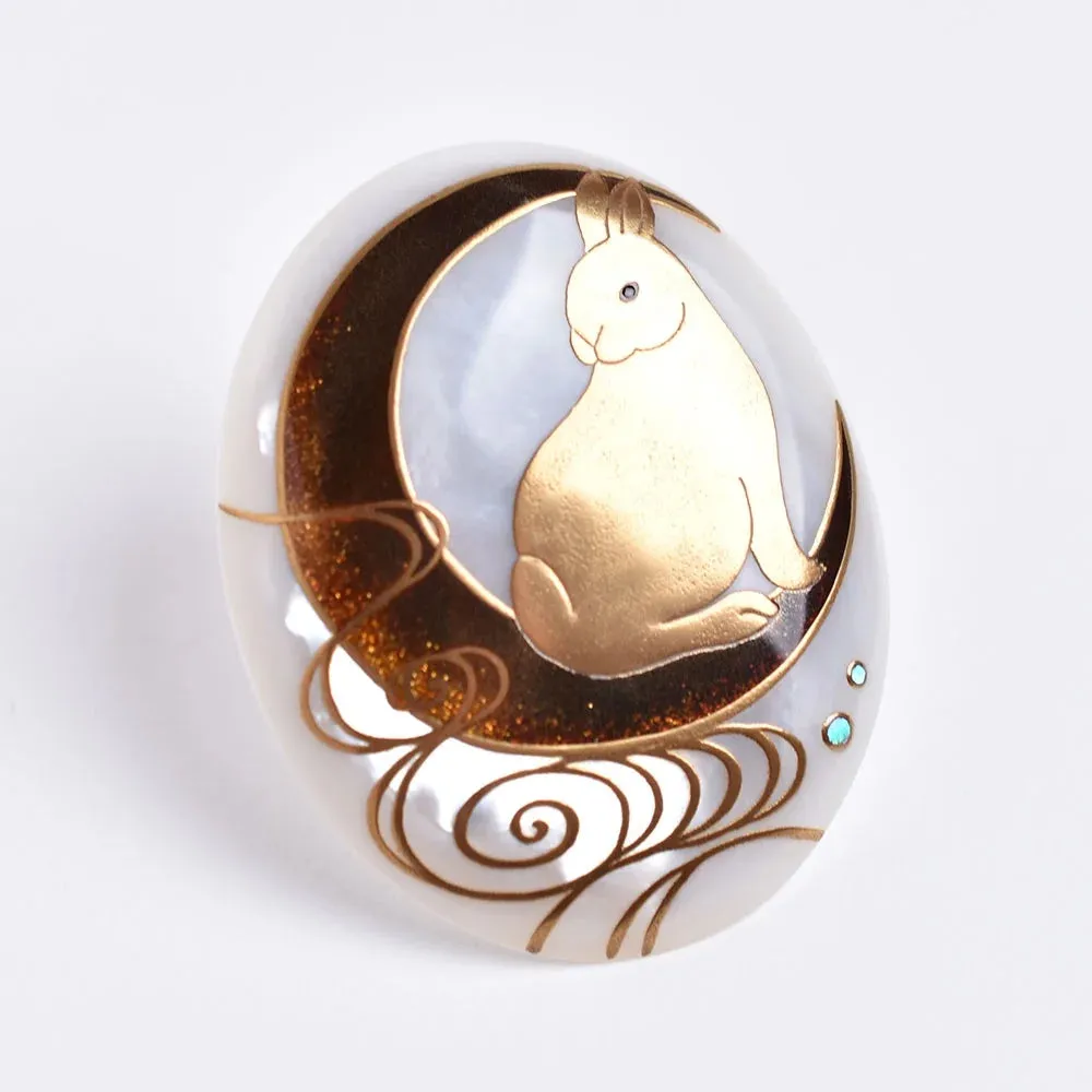 Maki-e Urushi Lacquer Brooch - White South Sea Pearl Shell / Rabbit  -, Traditional Japanese Urushi Lacquer Jewelry