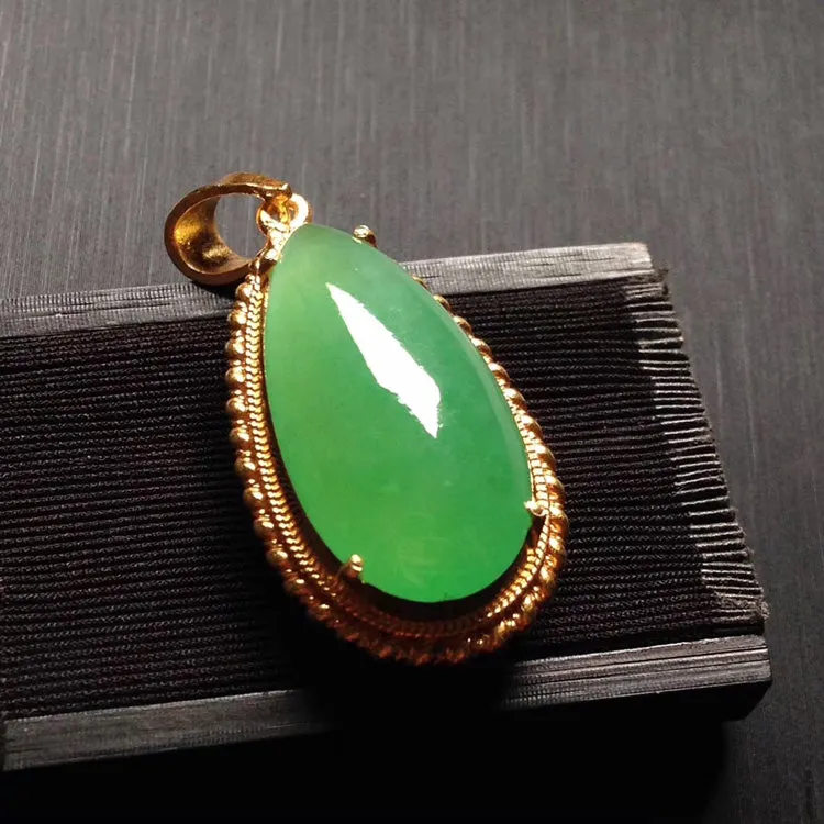 Natural Jade Pendant Jadeite Gold Pendant PT352