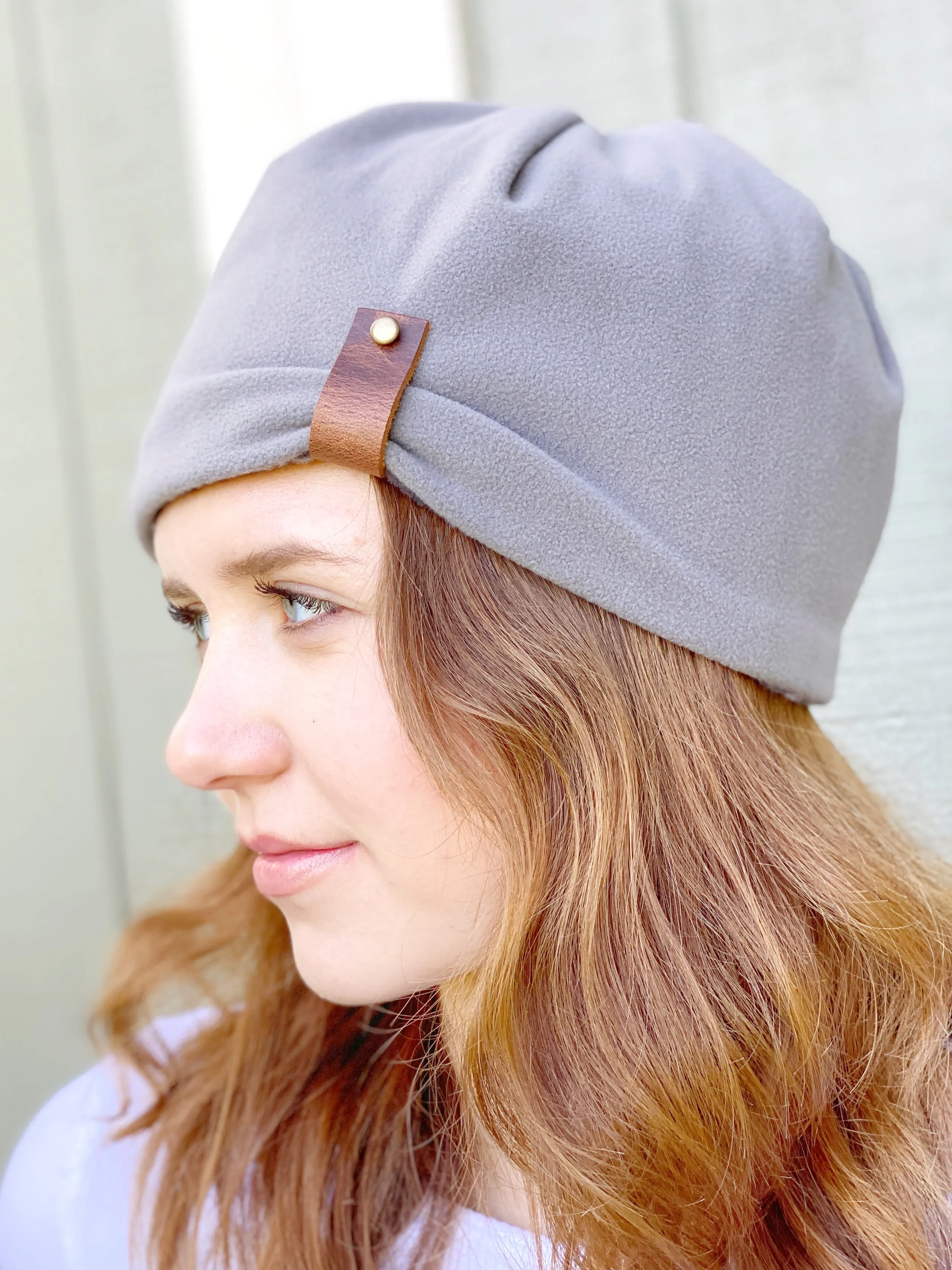 NEW Wind-Pro Fleece Hat for Women - Grey Floral WP51