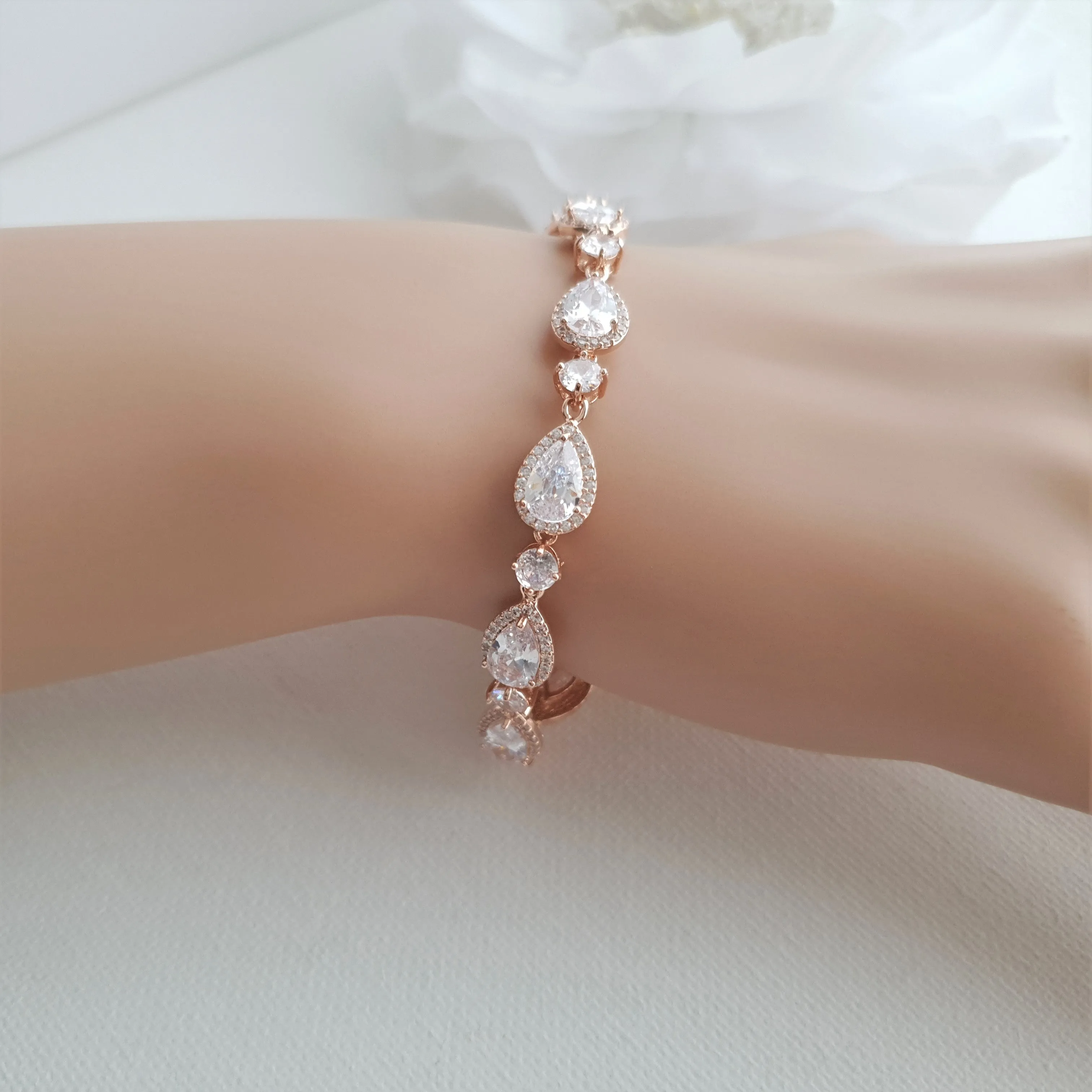 Pear Shape Cubic Zirconia Rose Gold Bracelet-Luna