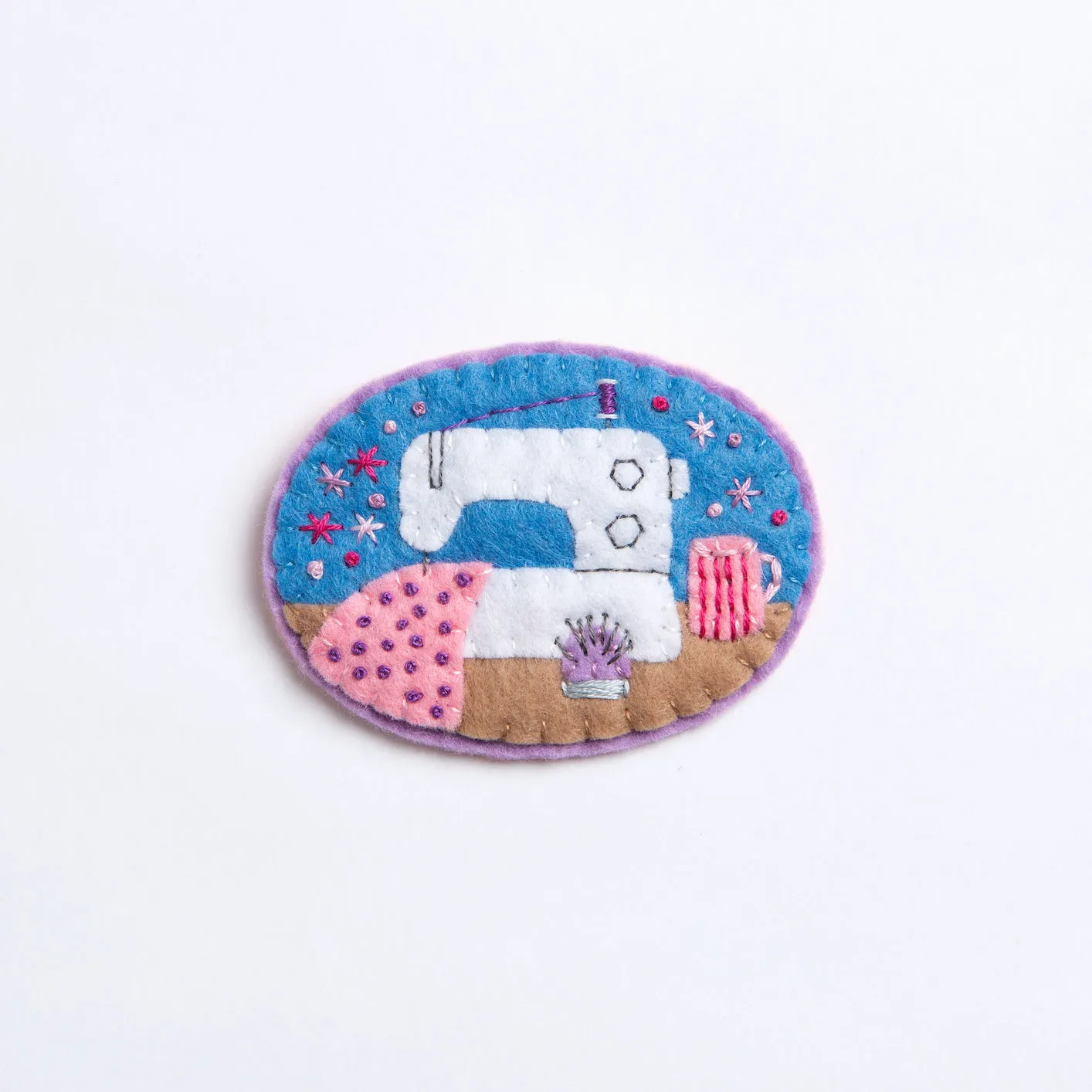 Sewing Machine Felt Craft Brooch Kit