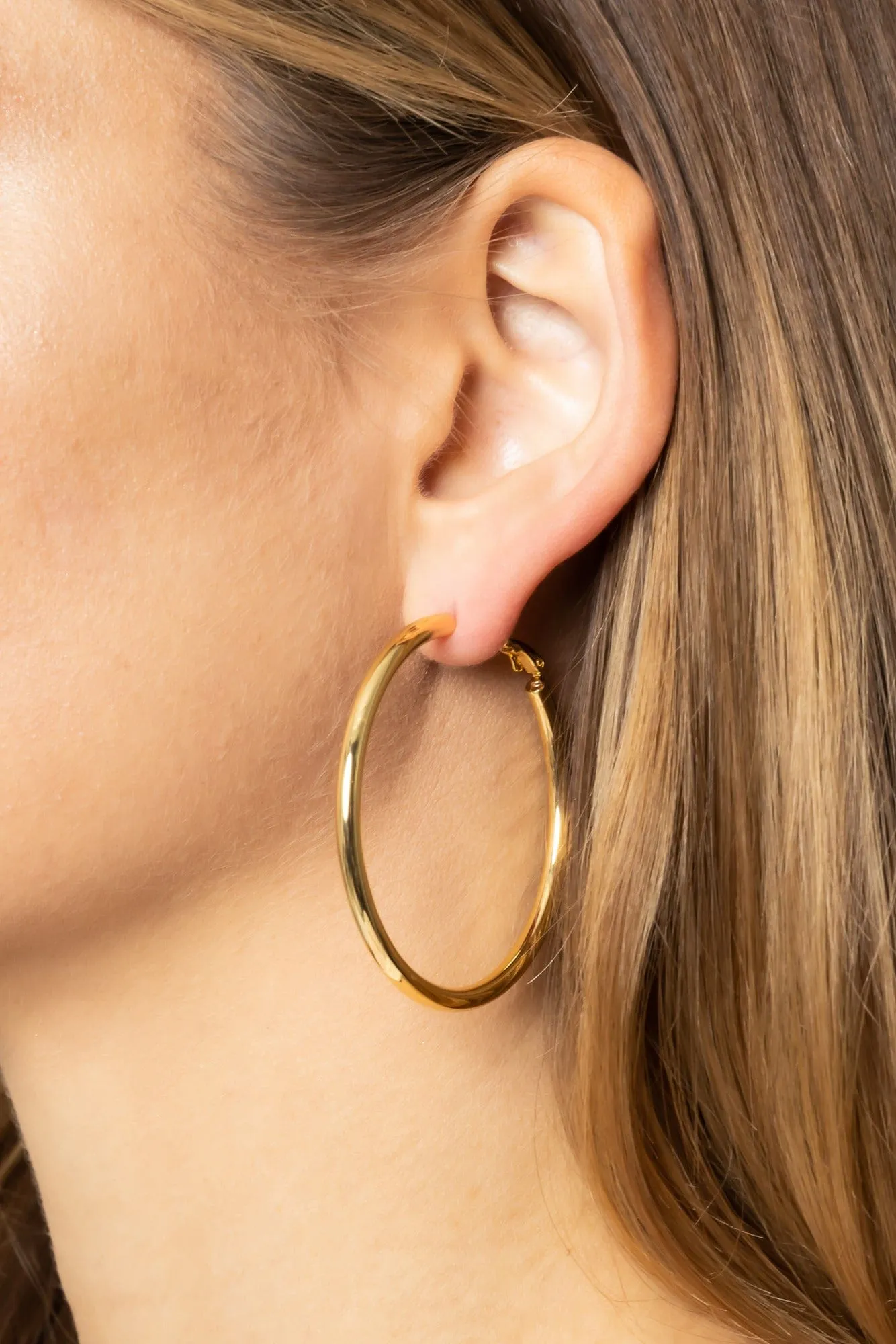 SJE310002 14K Gold Dipped Omega Closure Hoop Earrings