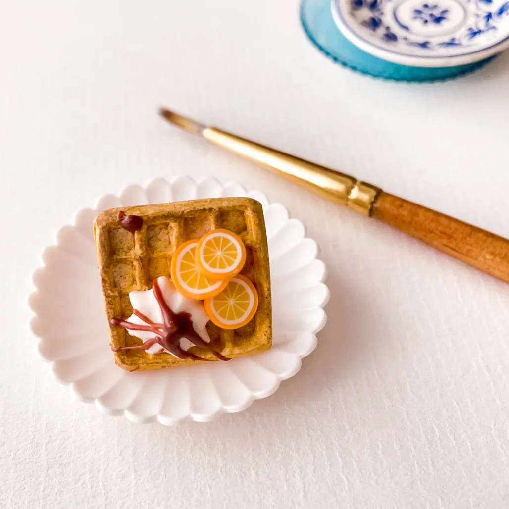 Square Waffle With Mini Citrus Fruit Lapel Brooch Pin