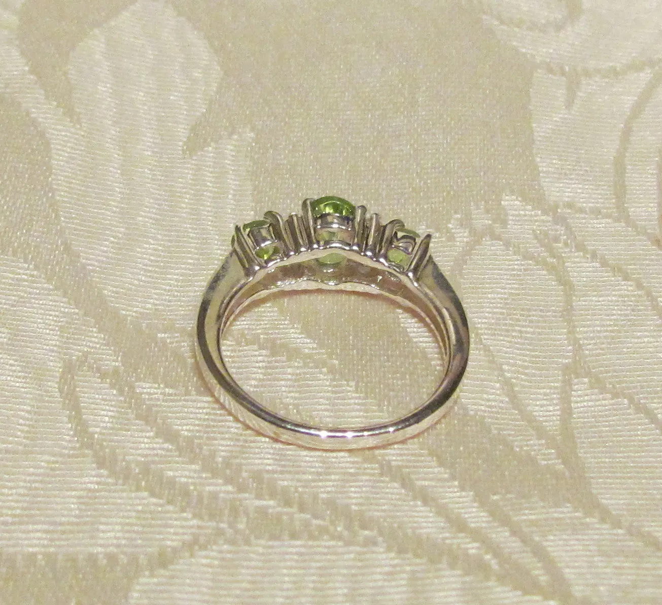 Sterling Silver Peridot Ring 1.55 Carat Oval 2 Round Cut Peridot 4 White Topaz Stone Ring  Size 7 1/2