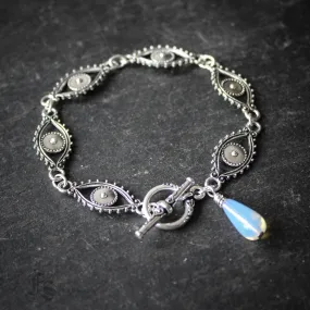 The Droch Shùil Eye Link Bracelet