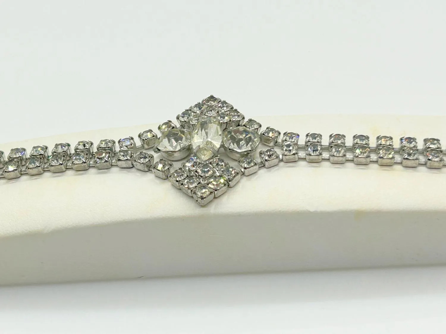 Vintage Art Deco Style Sparking Rhinestone Demi Parure