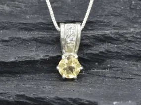 Vintage Citrine Pendant - Natural Citrine Necklace - Yellow Round Necklace