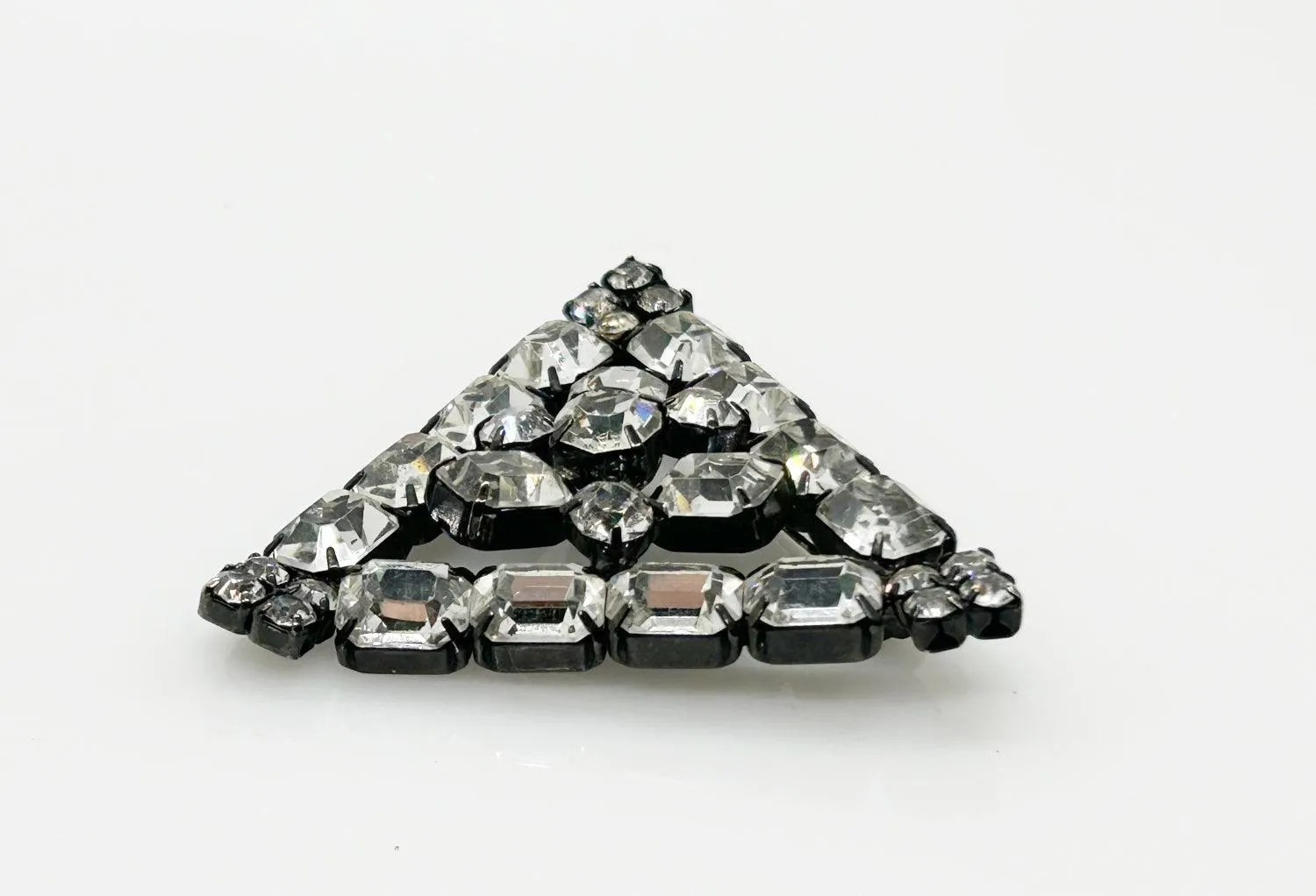 Vintage Geometric Bright Crystals Brooch in Japanned Metal