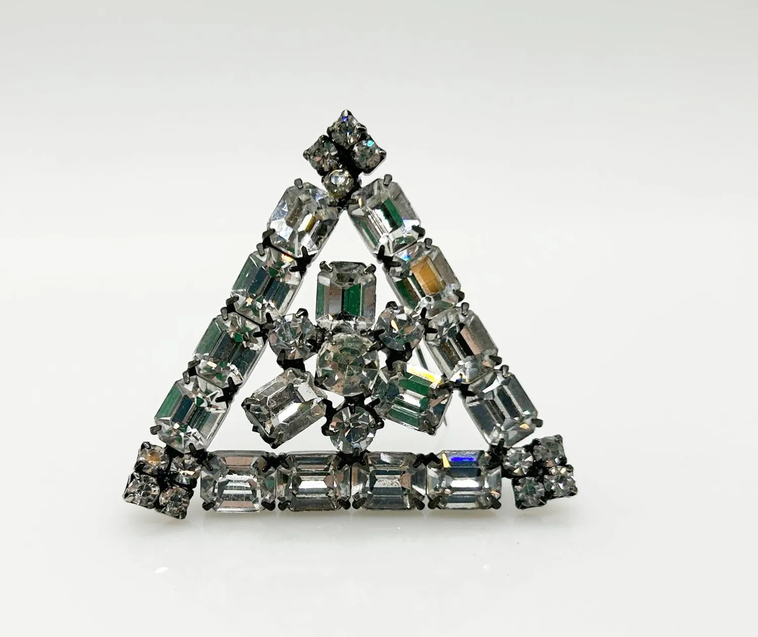 Vintage Geometric Bright Crystals Brooch in Japanned Metal