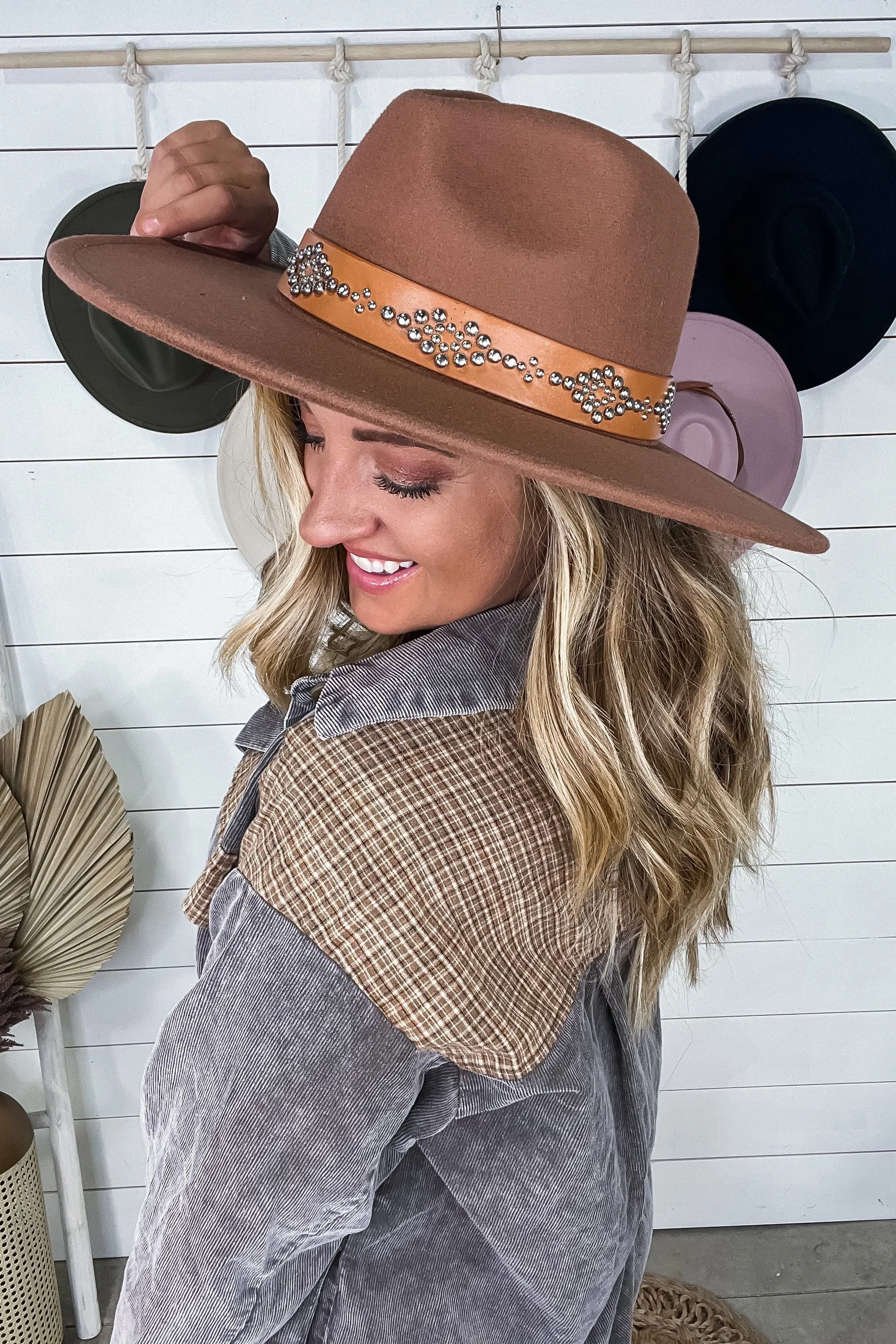 Wide Brim Hat w/ Beaded Belt {Brown, Ivory & Mauve}